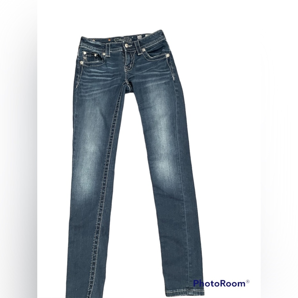 Miss me signature skinny size 26
